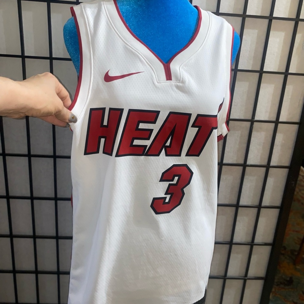 Nike White and Red Men's Heat Jersey